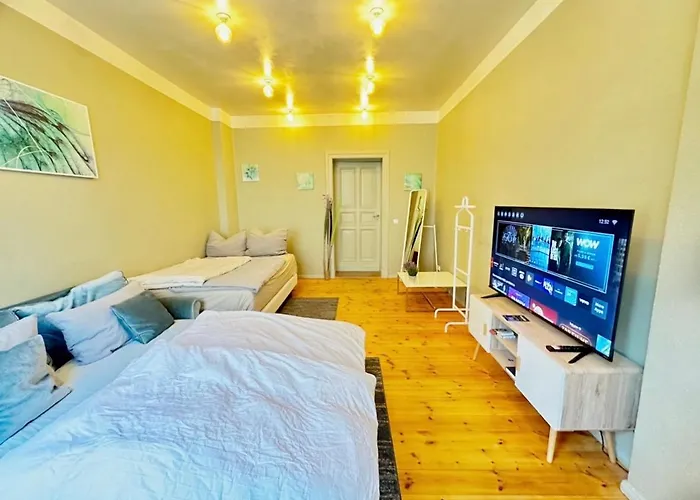 Studio Apartment In Attraktiver Und Zentraler Lage